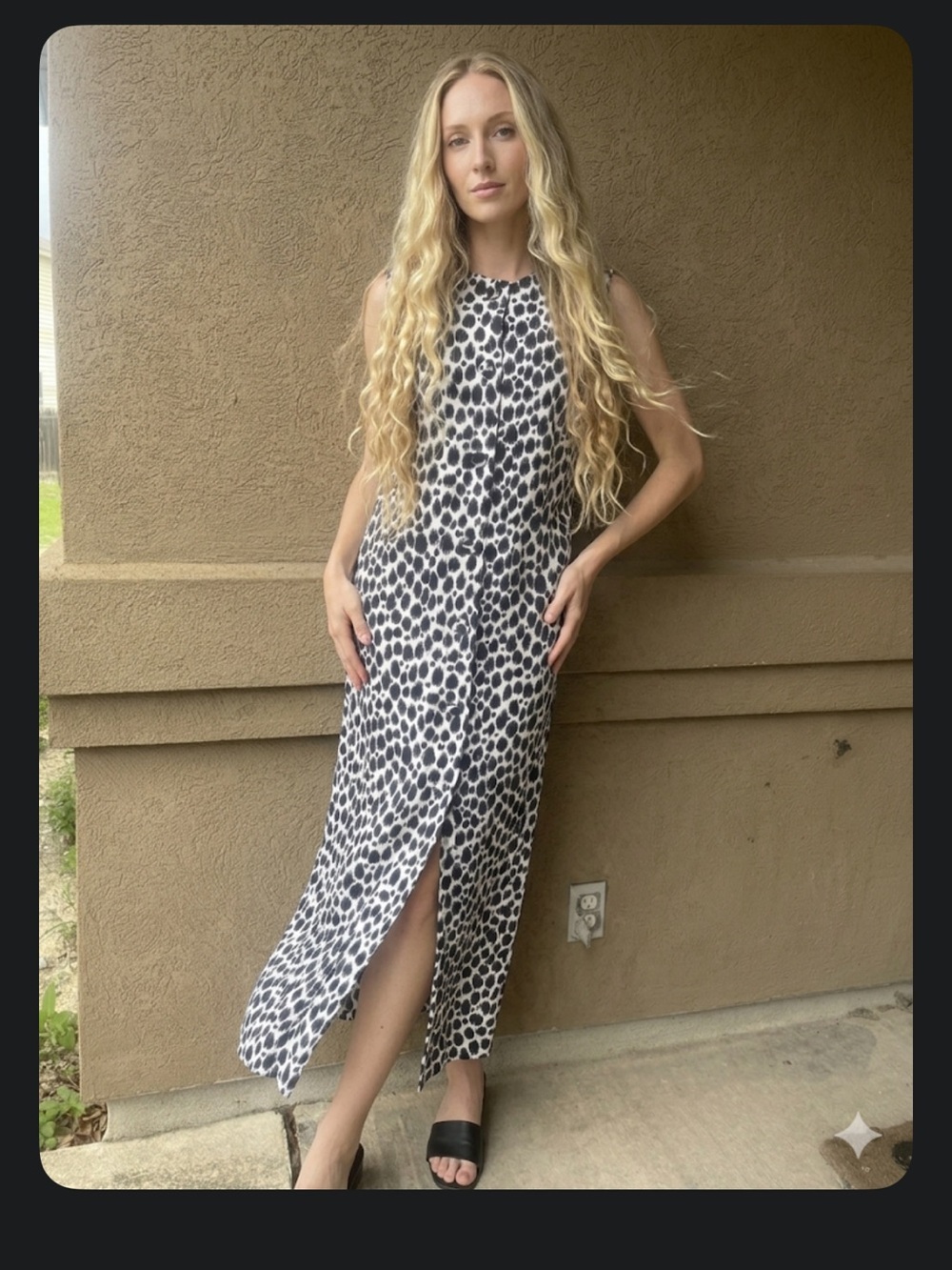 Levoys Sleeveless Black and White Leopard Print Maxi Dress
